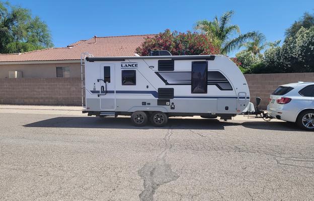 The Perfect Travel Trailer For You!   Lance 1995