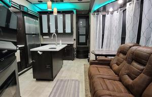 2019 Grand Design Momentum 397TH