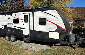 2015 Dutchmen RV Aspen Trail 2810BHS RV rental photo 1