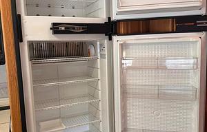 2005 Winnebago Journey 36M