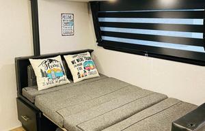 DELIVERY ONLY! 3-BUNK BEDROOM!Family Friendly!