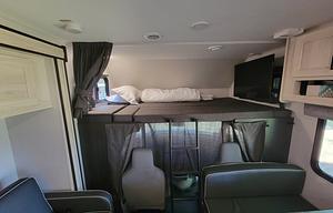 New 32ft motorhome Sunseeker LE 3250DS