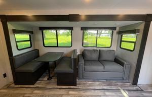 Glamping StarCraft experience