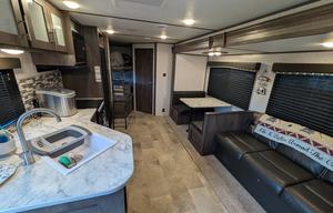 Dogwood - Coleman Lantern 262BH - Sleeps 8