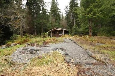 CASCADE CREEK CABIN1