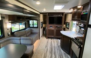 Smoky Mountain Family Bunkhouse-Sleeps 8-Delivery