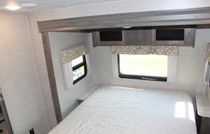 LUXURY-AUTO LEVELING-FREE INS-TOP RATED- DIAMOND O