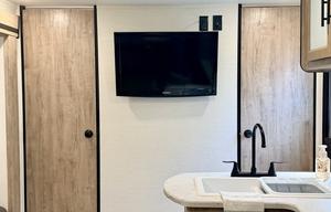 2025 Gulf Stream RV Enlighten 27BHS Fully Loaded