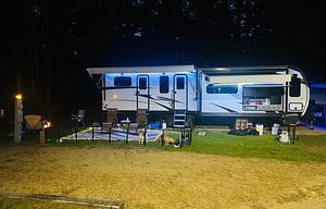 2023 Venture RV SportTrek Touring Edition 333VMI RV rental photo 5