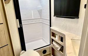 Easy Come, Easy Go RV | 2 Miles From F1 & COTA