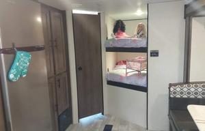 2021 Prime Time RV Avenger ATI 28DBS
