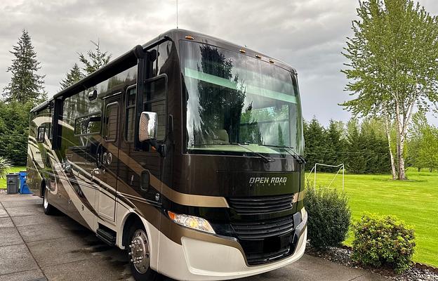 2019 Tiffin Open Road Allegro 36UA - Sleeps 9
