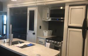 Modern Luxury Trailer for Outdoor Getaway