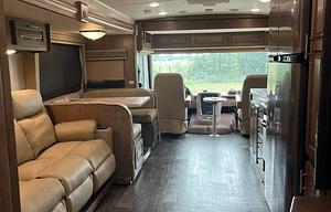 The Lone Star Lodge – Tailgate-Ready, Pet-Friendly