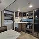 King bed☆Reclining sofa☆Large bathroom