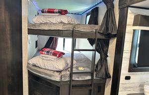 Fully Loaded Camper with ALL the extras