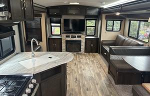2019 Keystone RV Springdale 332RB RV rental photo 4