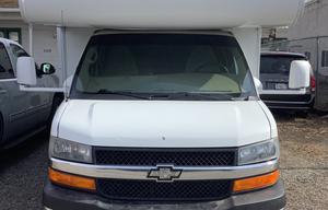 Large Group Alaska RV - Winnebago Minnie Winnie