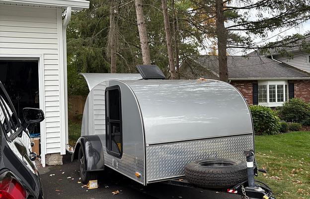 Cozy Camper for Rent- Perfect for Fall Getaways!