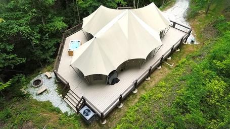 Elk Hollow Resort