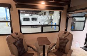 2021 Momentum G-Class 25G RV rental photo 6