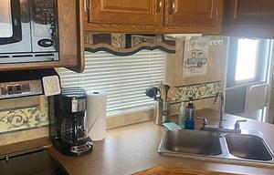 2007 Denali 28RLBS-M5 RV rental photo 9