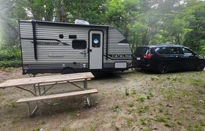 Jonny's Family and Pooch Friendly Cozy Getaway