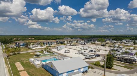 MMT Sun Retreats Orlando ChampionsGate