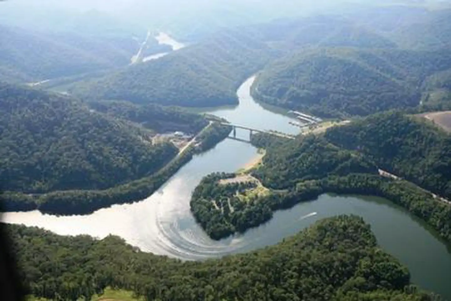 Carr Creek Lake Shelters