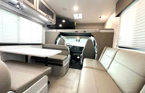 2025 BRAND NEW TOP RATE  FreeLander 27QB CHEV 4500
