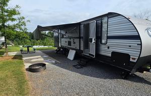 2020 Forest River RV Cherokee Grey Wolf 29TE RV rental photo 4