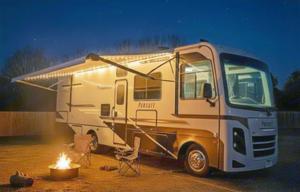A03 - 10 Person w/ Bunk - The RV Rental Factory