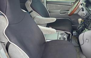 2008 Sienna Camper Van w/ PARKING BATHROOM LAUNDRY