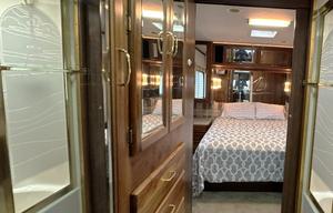 1998 National Tradewinds 7370