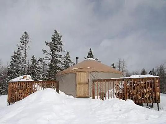 001, Loop: LIMBER FLAG YURT