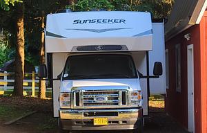 New 32ft motorhome Sunseeker LE 3250DS