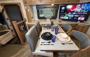 A-6 Newmar  33' , King Bed, Easy-Drive — Sleeps 5