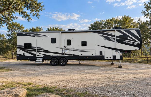 "Meet Lola" 2022 Jayco Seismic 359 Toy Hauler