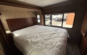 2016 Forester 3011DS/sleeps 8
