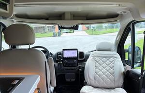 Luxury Thor Motorhome | Your Home Away From Home