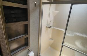 2018 Dutchmen RV Voltage V3605 RV rental photo 41
