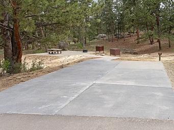 Moraine Park Campground can accommodate RVs up to 40-foot long. A number of campsites have concrete pads and electric hookups for 20, 30, 50 amps 