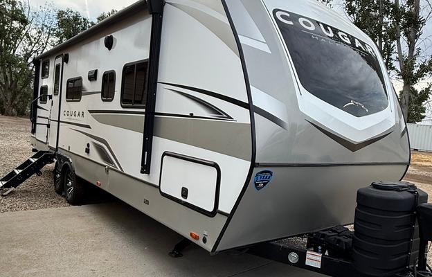 Happy Trails Family Camper