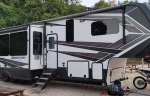 2019 Grand Design Momentum 397TH