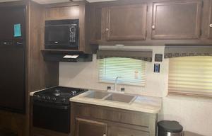 2018 Starcraft Autumn Ridge 260HR