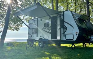 2018 Escape Bunkhouse - SUV towable and sleeps 6!