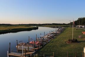 Steamboat Landing RV Park & Marina