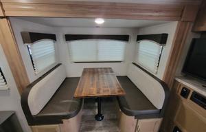 "Couples Caravan" Minnie Winnie 2500RL