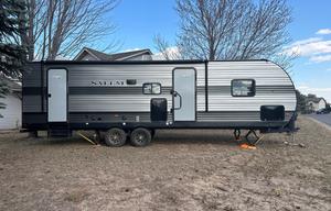 2020 Forest River Salem (sleeps 8)