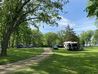 A photo of facility BLANDING LANDING with No Amenities Shown